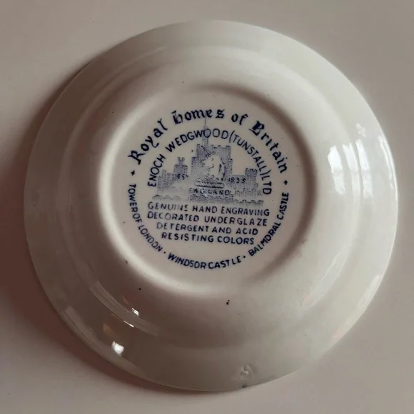 Enoch Wedgwood Mini Plate - Picture 3 of 3
